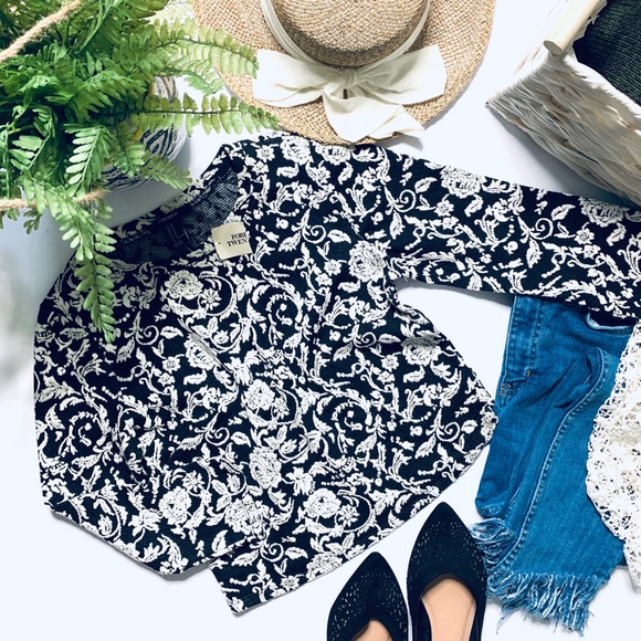 Forever 21 Tops - NWT Forever 21 🌟4 for $20